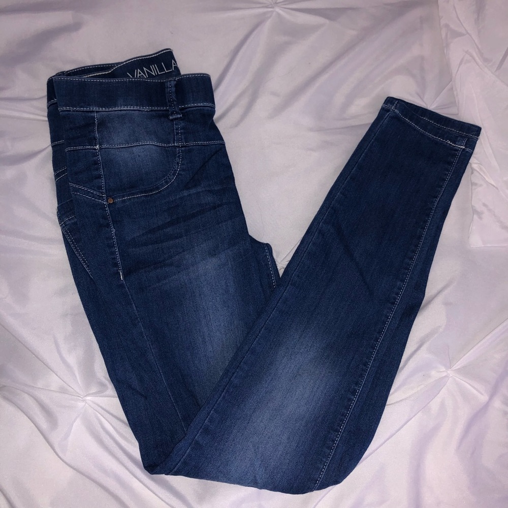 High Waisted Jeans